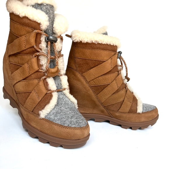 Sorel | Lace up | Shearling | Wedge | Ankle Boots - Picture 1 of 15
